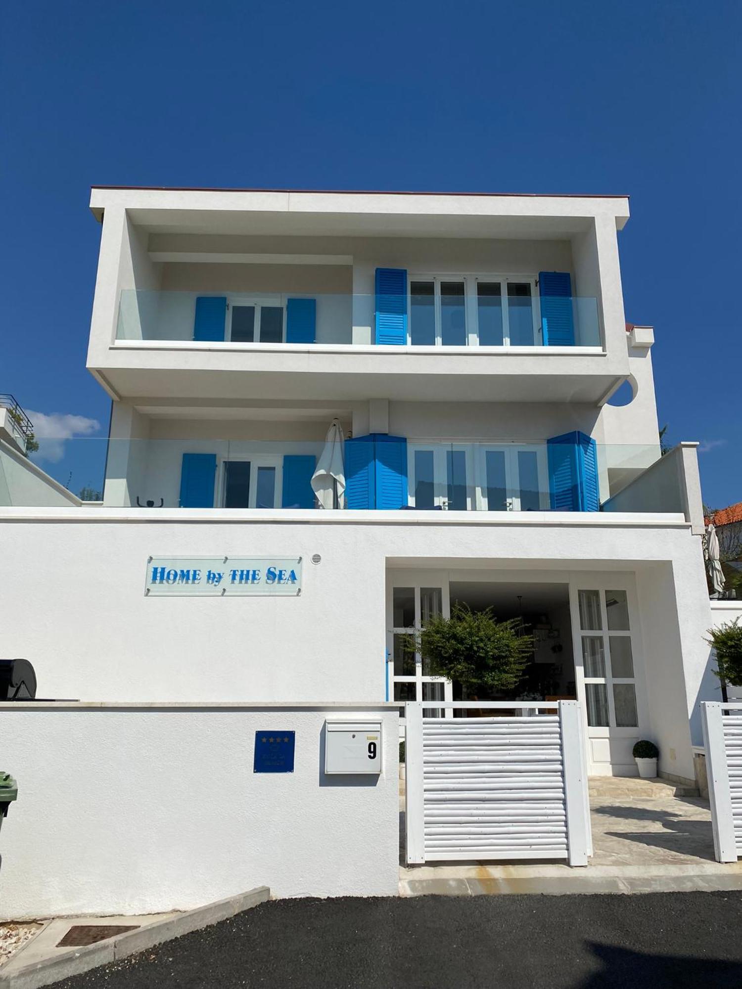 Seaside Villa With Private Pool Home By The Sea - Villa Trogir Zewnętrze zdjęcie